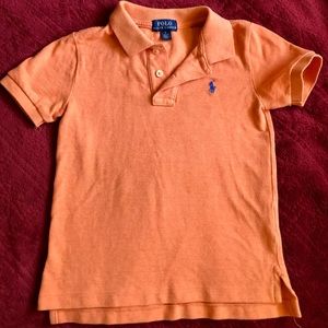 100% cotton
Machine wash
Size 5
collar
Two button
Short sleeves
Tennis tail